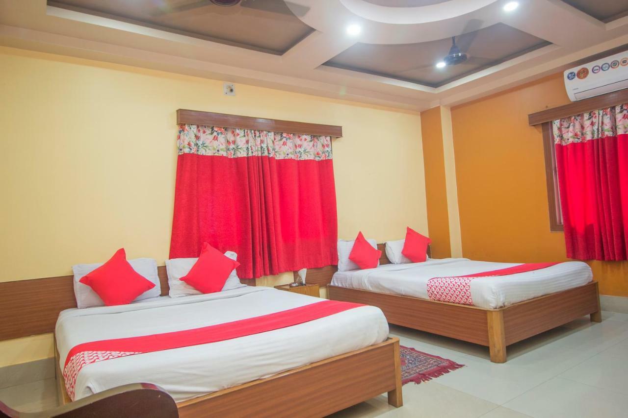 Hotel Nandanik Palace Falakata Экстерьер фото