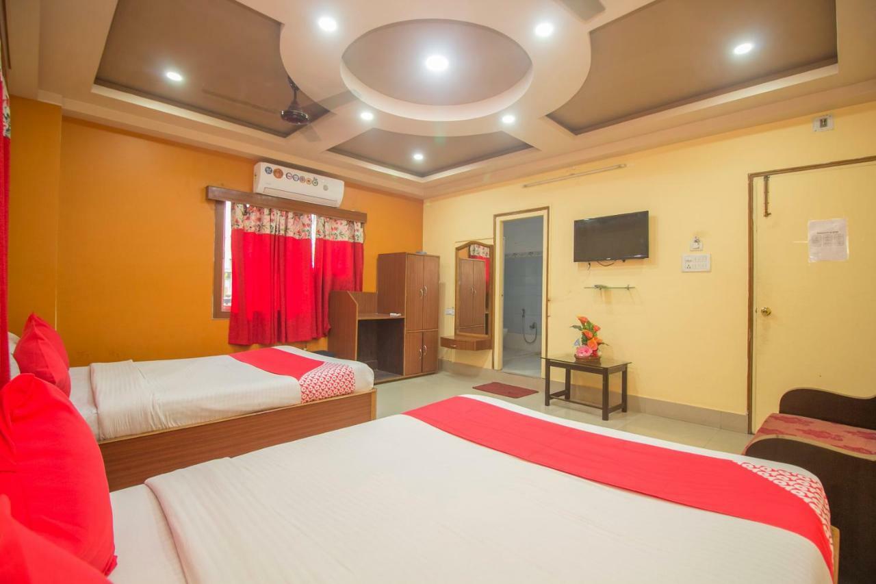 Hotel Nandanik Palace Falakata Экстерьер фото